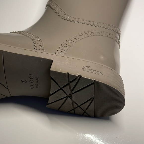 Authentic Gucci Rainboot - Picture 11 of 15